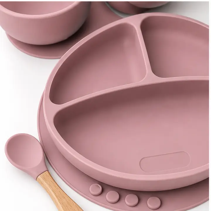 Custom Silicone Baby Feeding Set custom material and logo detail for OEM ODM customization