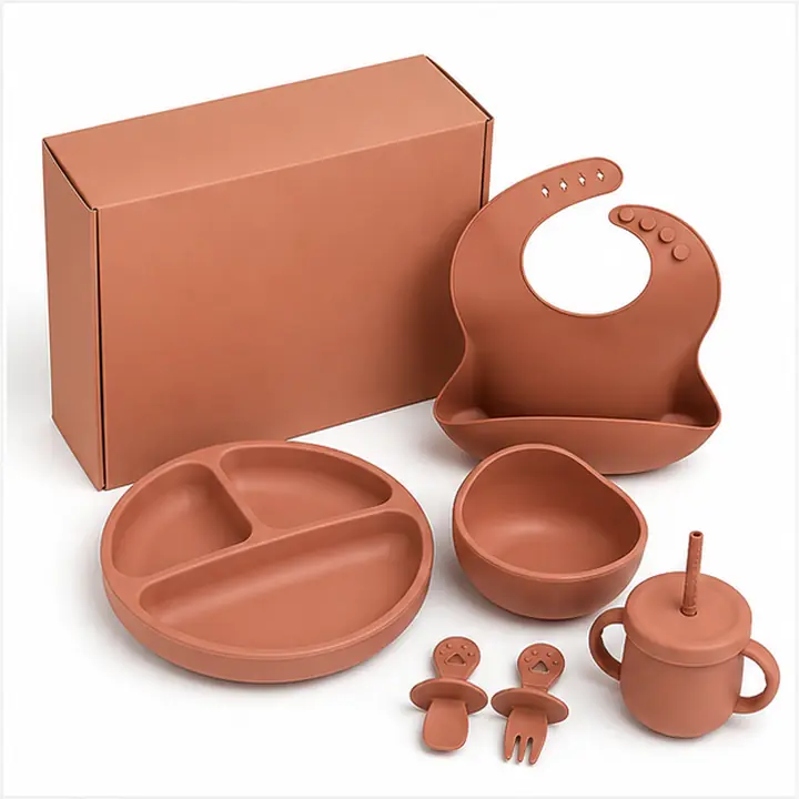 Silicone Newborn Feeding Gift Set OEM packaging presentation for OEM ODM customization