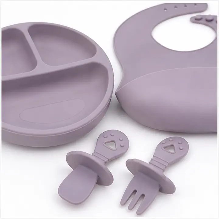 Silicone Newborn Feeding Gift Set custom material and logo detail for OEM ODM customization
